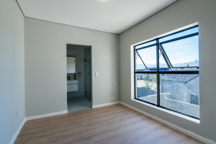 To Let 3 Bedroom Property for Rent in Aan de Wijnlanden Western Cape